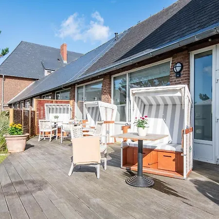 Steger-hues 24 アパート *